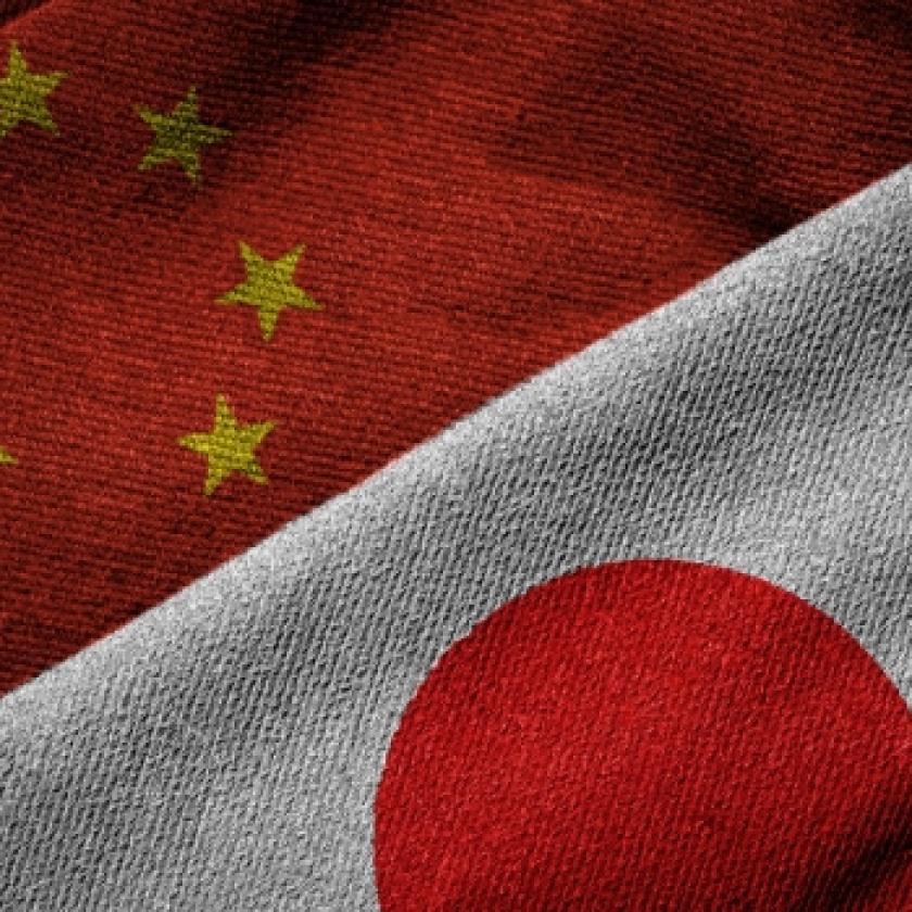 Image of the Chinese and Japanese flags