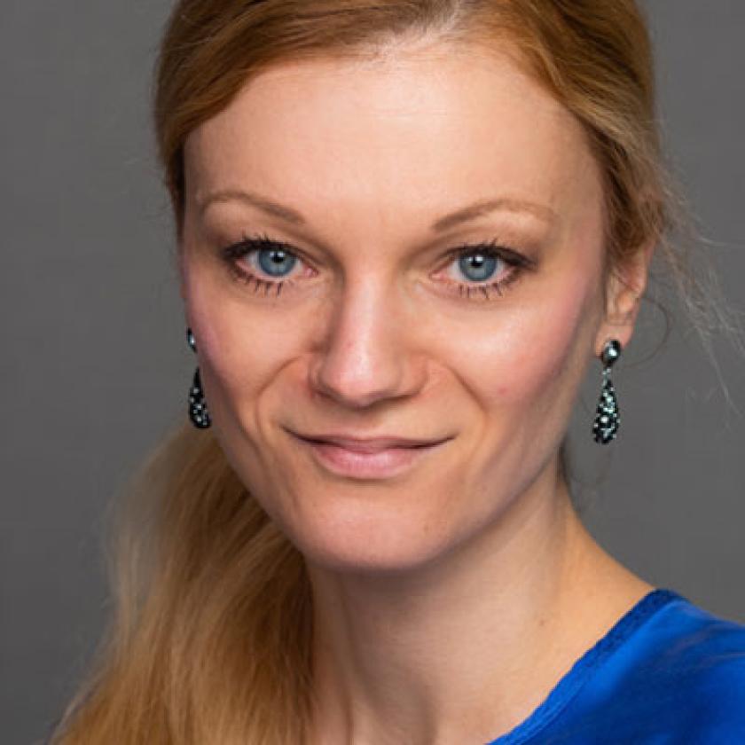 Janina Dill