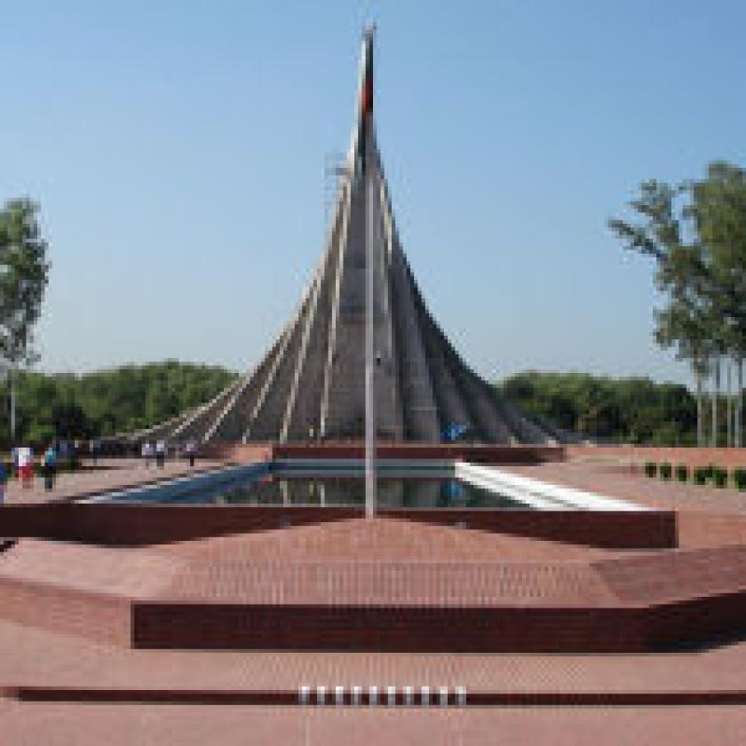 Dr Sarmila Bose comments on her research on the 1971 Bangladesh War