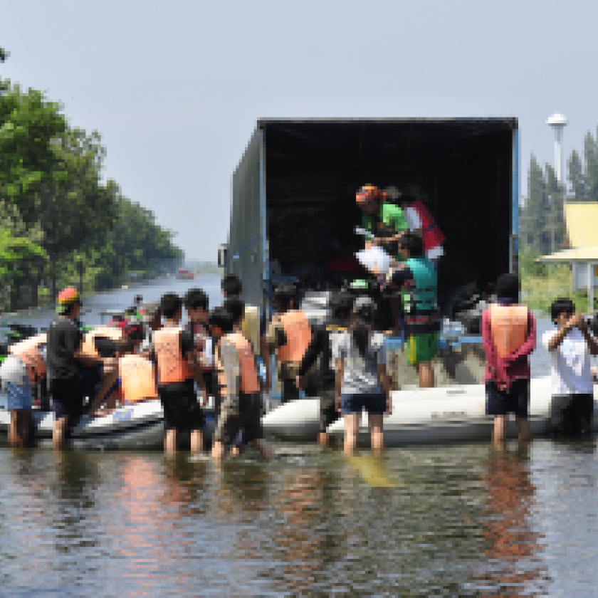 Dr Hugo Slim on cooperation between the private sector and aid agencies