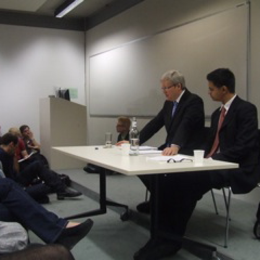 Kevin Rudd speaks at Manor Road