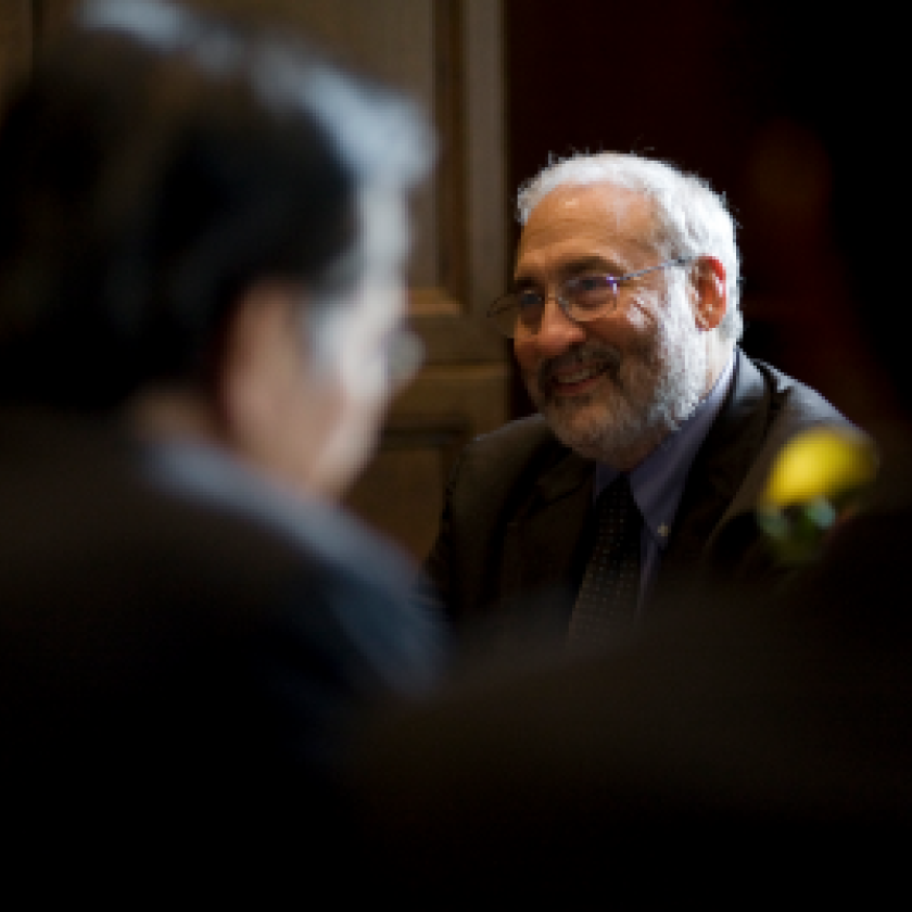 Professor Joseph E. Stiglitz gives the Fourth Distinguished Fulbright lecture on Causes and Consequences of Growing Inequality