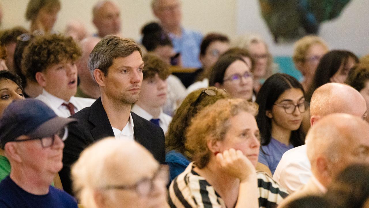 image of an audience