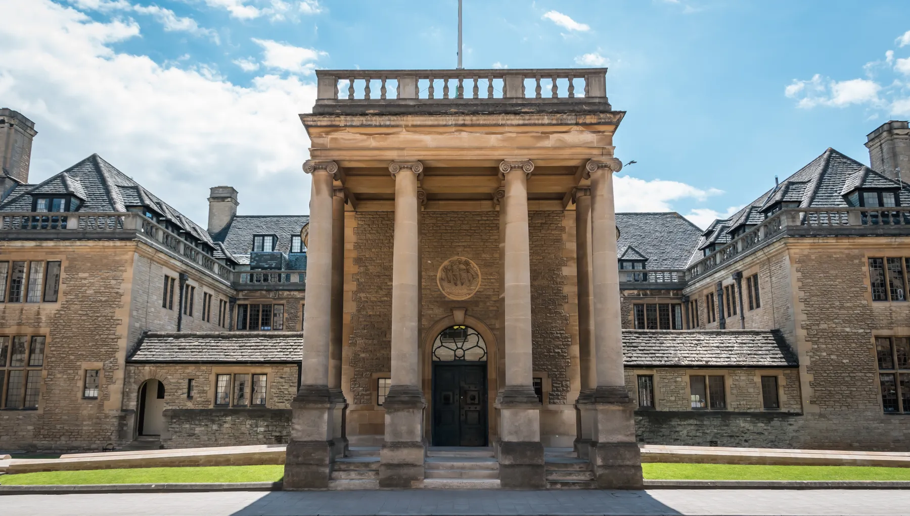 Rhodes House front view