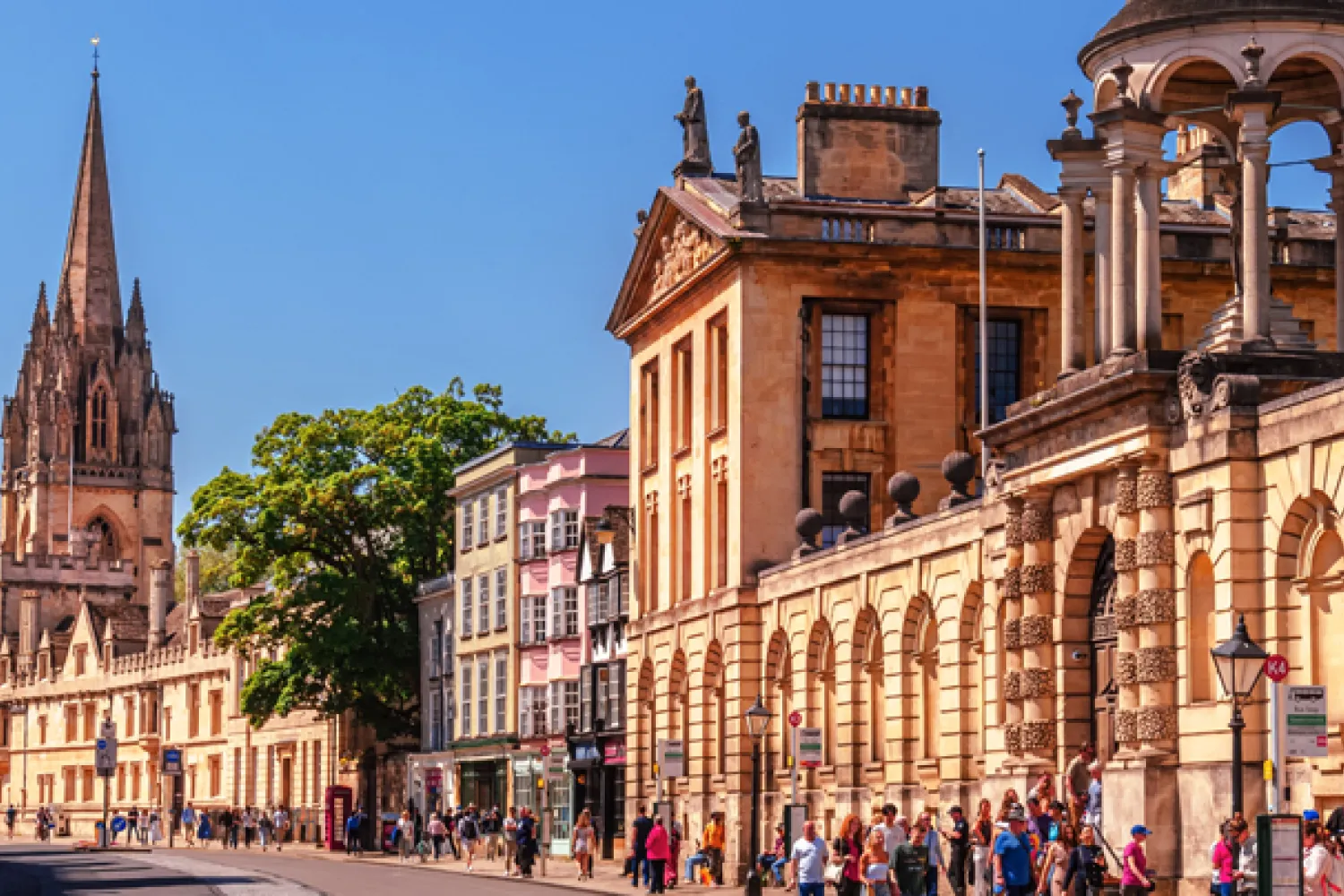 image of a street with buildings on either side