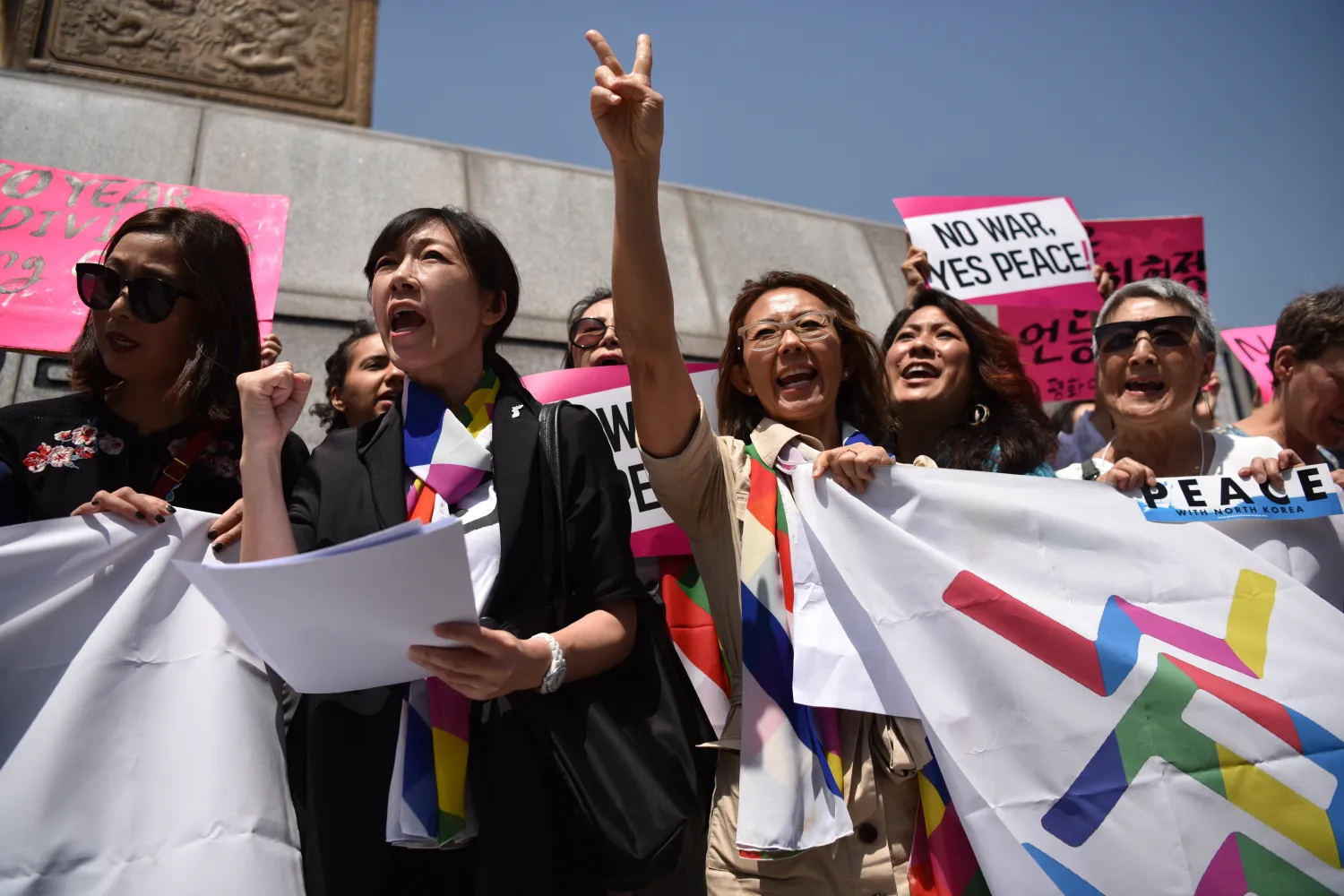 Image of group of people protesting